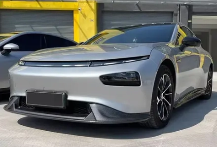 Карбоновый обвес для Xpeng P7 2020-2024 Хпенг