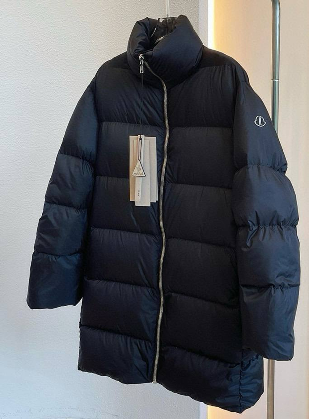 Пуховик Moncler