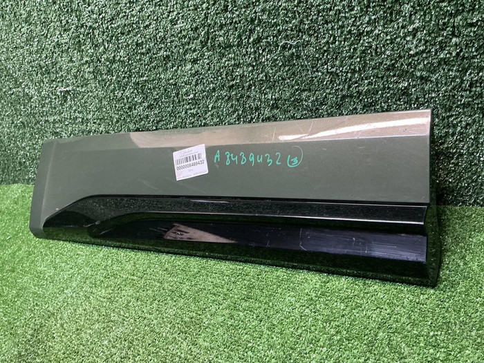 Накладка двери задняя правая Audi Q5 2 80A (17-нв)