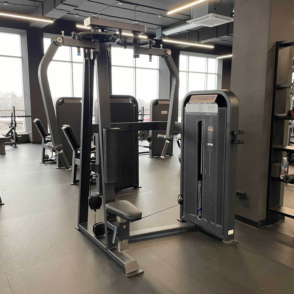 U3007D (E5007) Баттерфляй - задние дельты. Стек 109 кг