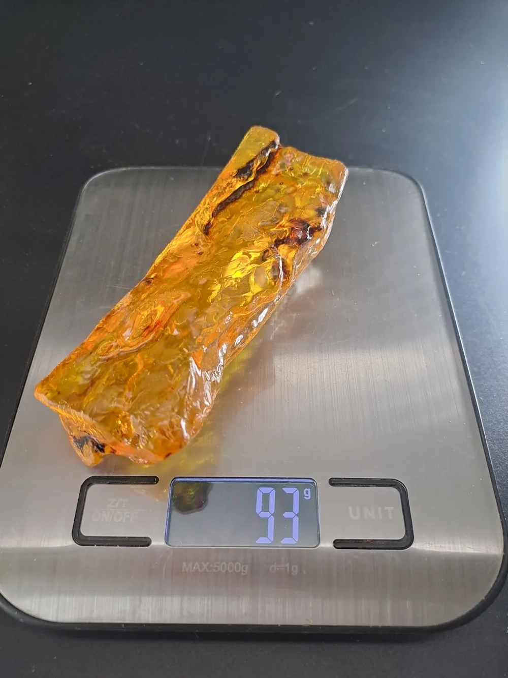 Копал молодой янтарь коллекционный 93 гр