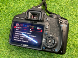 Canon 550D kit 18-55mm 3.5-5.6 III 9.000 кадров