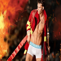Мужские трусы хипсы белые с бирюзовой резинкой Aussiebum Flame Steam Hipster