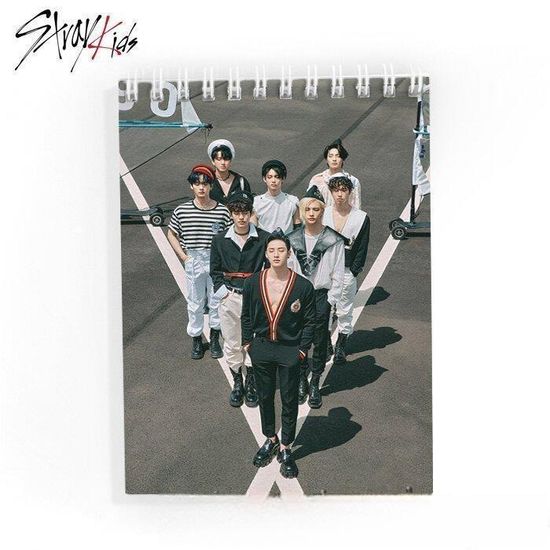 Блокнот Stray Kids группа