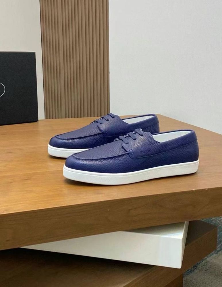 Сумка Prada