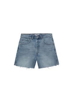 Джинсовые шорты с необработанными кромками