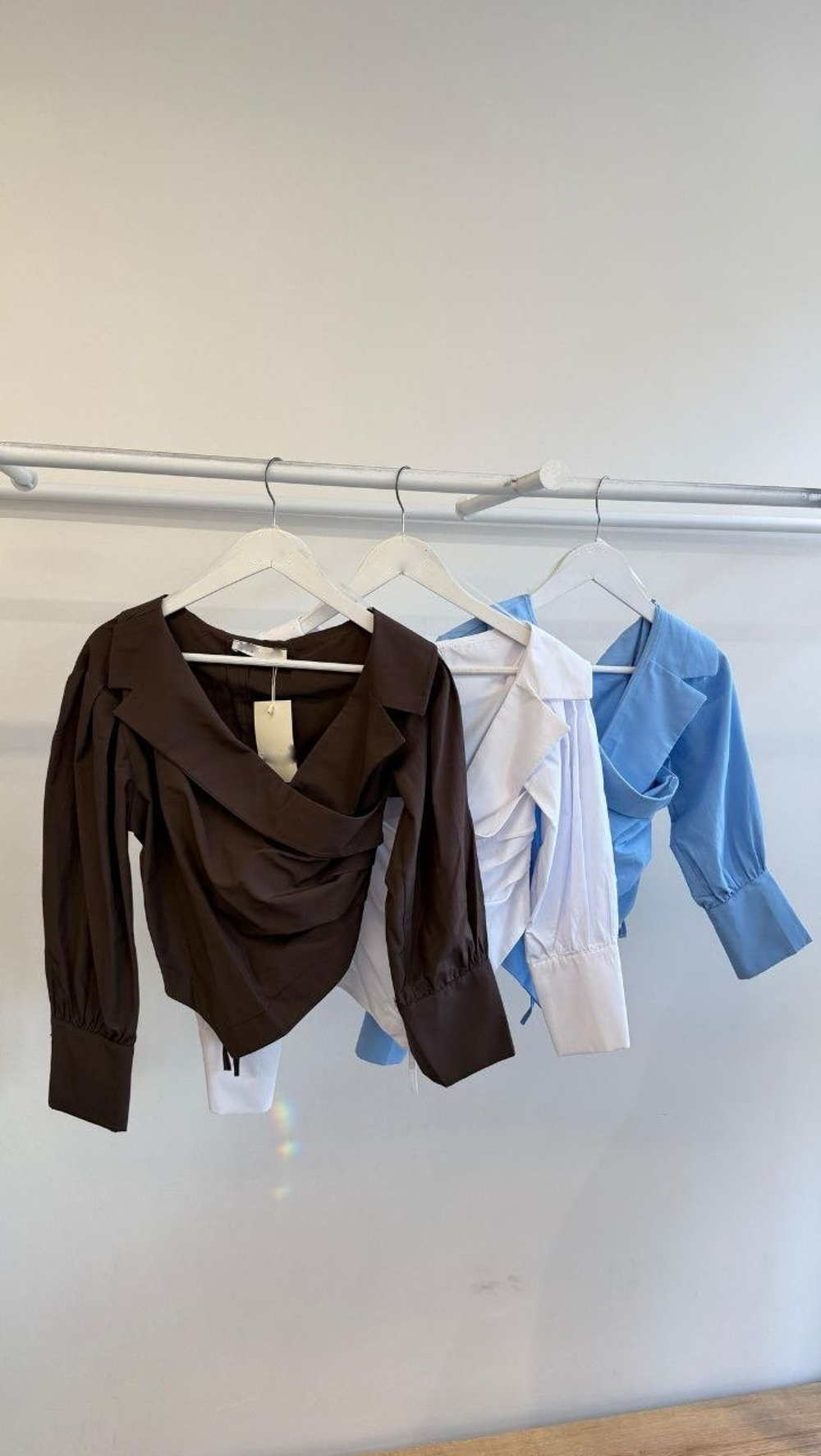 Рубашка укороченная с асимметрией