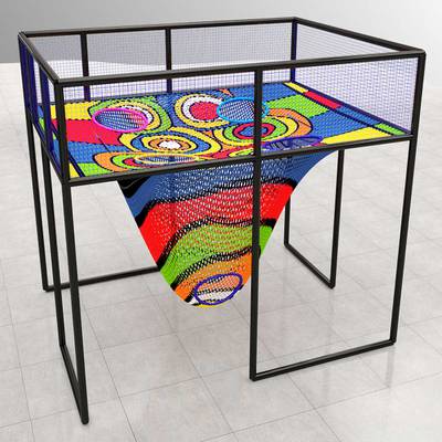 Верёвочная конструкция «Гравитационная радуга»