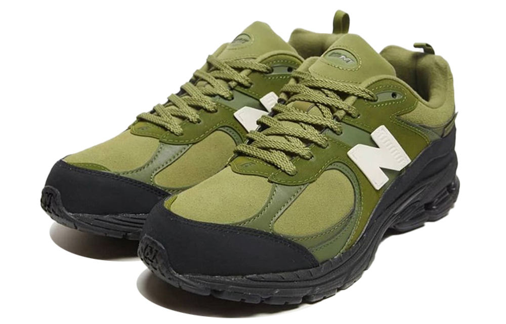 Кроссовки The Basement X New Balance Nb 2002R