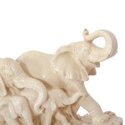 Статуэтка Счастливая семья Айвори