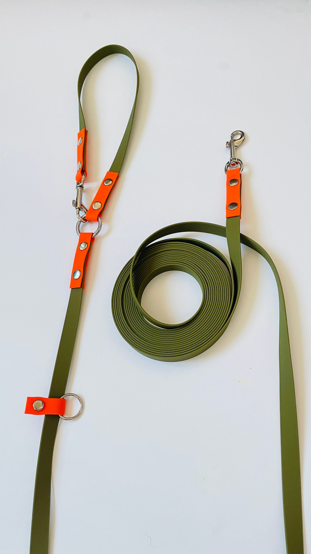 Перестёжка поводок для собак , биотан 5 м , 20 мм. Хаки и оранжевый.