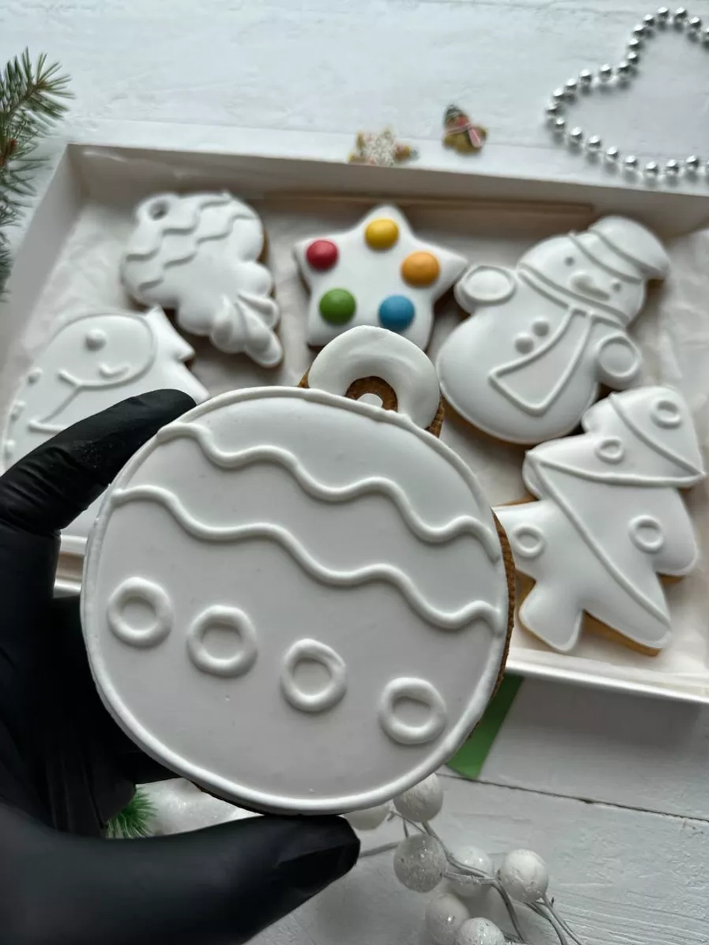 Имбирные пряники новогодние 2025 раскраска