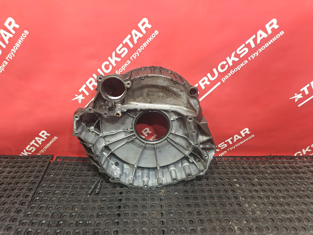 Кожух маховика