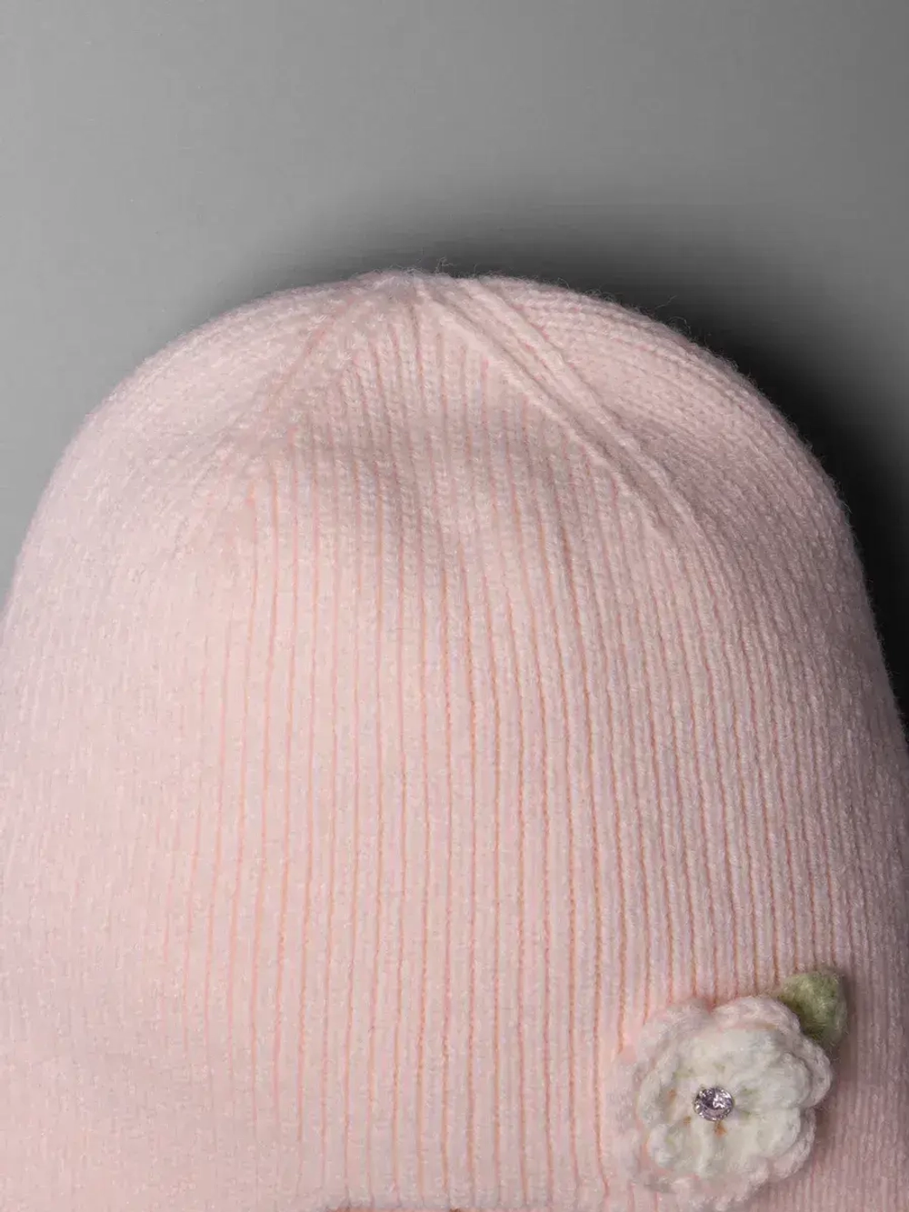 Шапка-чепчик для девочек на осень