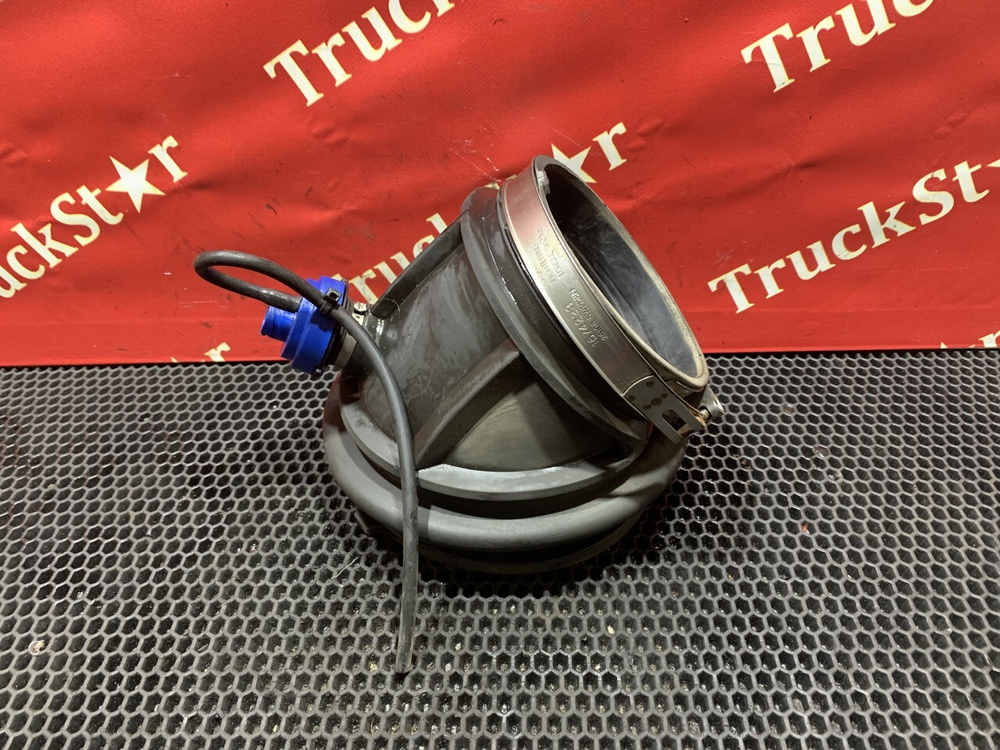 Патрубок воздушного фильтра