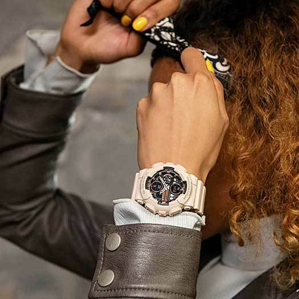 Японские наручные часы Casio G-SHOCK GMA-S140M-4AER с хронографом