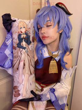 Мини дакимакура Вайолет Эвергарден из Вайолет Эвергарден арт. M0708, 60х20 см