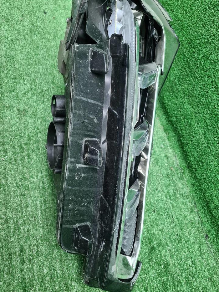 Битая Фара правая Chery Tiggo 7 Pro (20-нв) LED