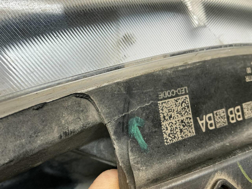 Фара левая Mercedes V w447 (2014-н.в.) LED