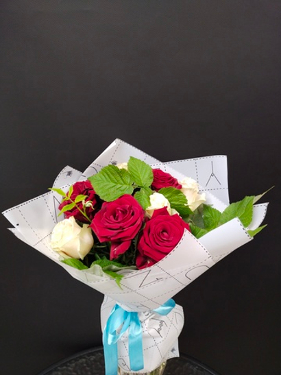 Букет Микс Роз