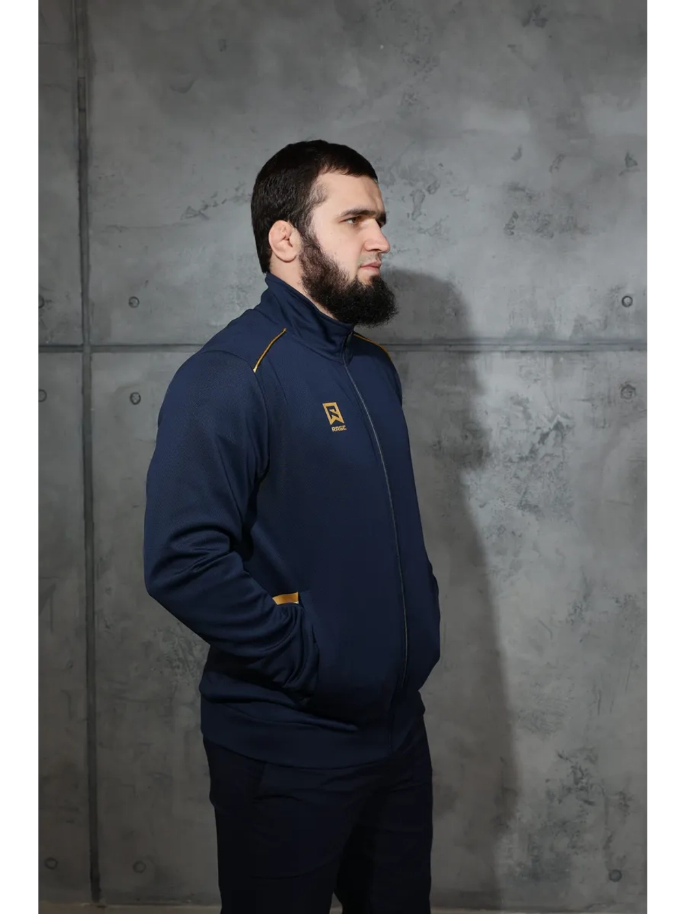 Куртка спортивная