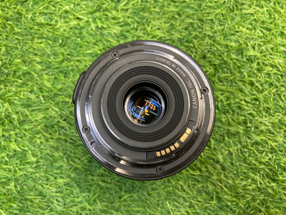 Canon EOS 2000D Kit 18-55mm 30.000 кадров