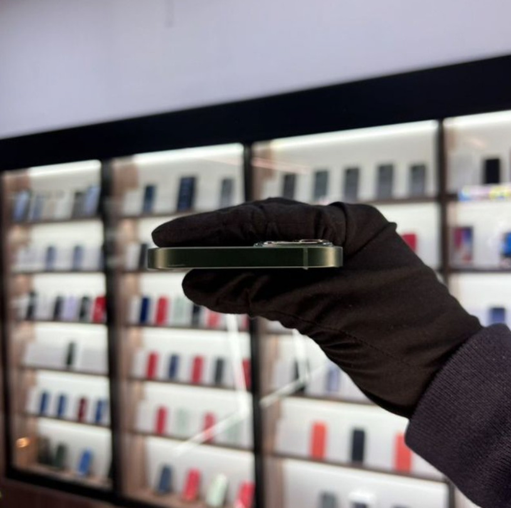 iPhone 13, 256 ГБ б/у