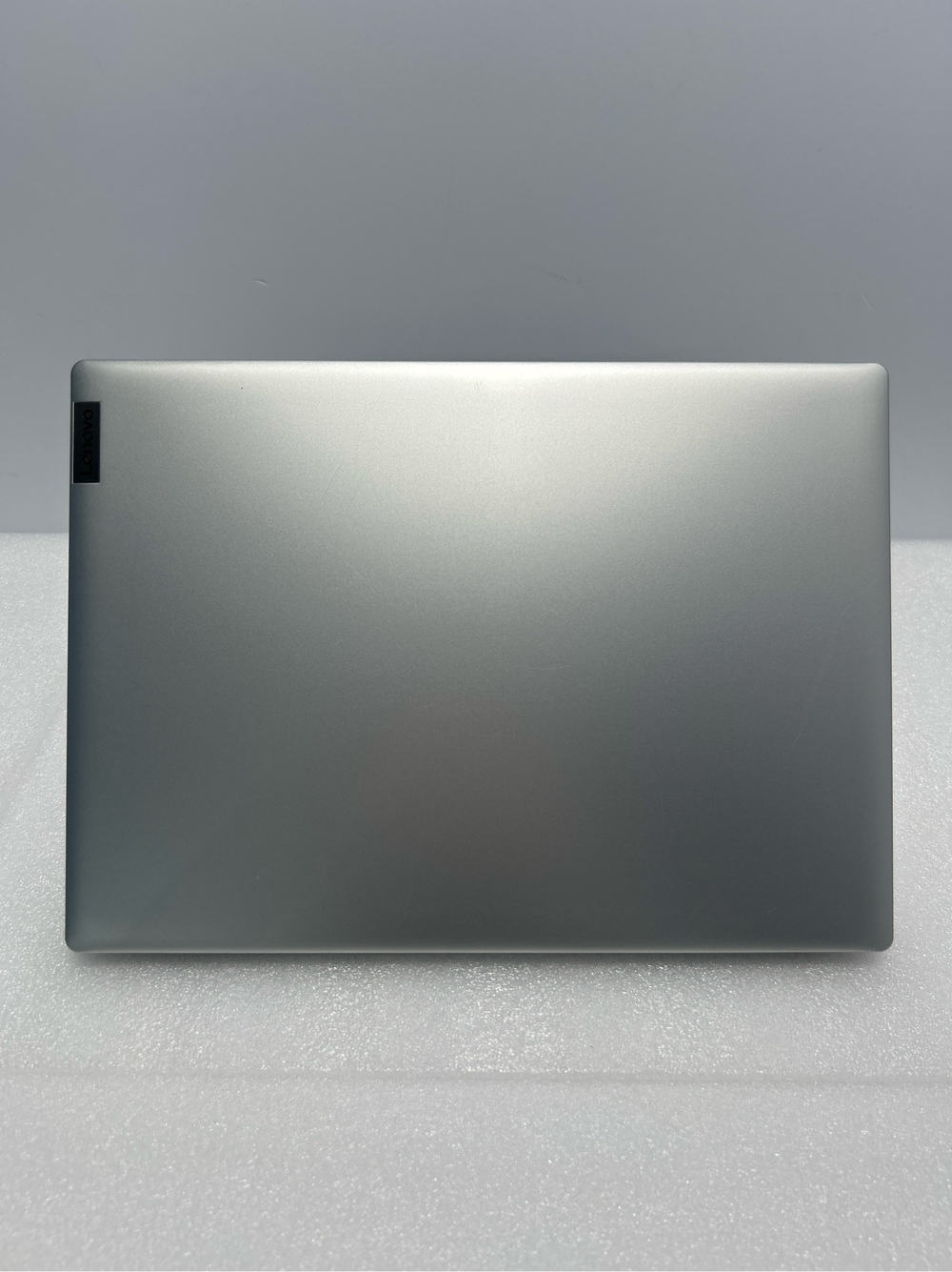 Ноутбук Lenovo IdeaPad 1 14IGL05 (81VU00H3RU) 14''/Intel Celeron N4020/RAM 4 GB/SSD 128 GB/Intel UHD Graphics 600/1920x1080/TN/Windows 11/Подсветка кл-ры Нет/Серебристый. Состояние: B1