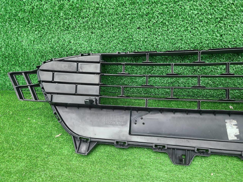 Решетка переднего бампера KIA Rio 4 (17-20) Седан