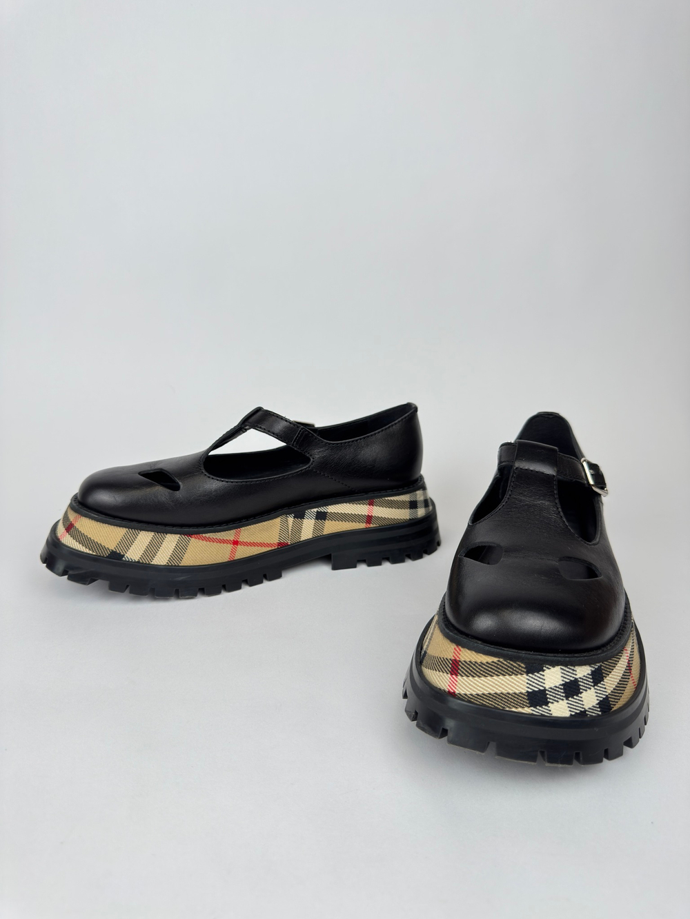 Сандалии Burberry