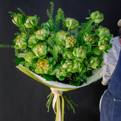 21. Оригинальный букет из розы сорта Вегги