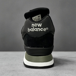 New Balance 574 • Black