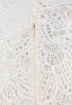 Платье-тюльпан из кружева, молочное