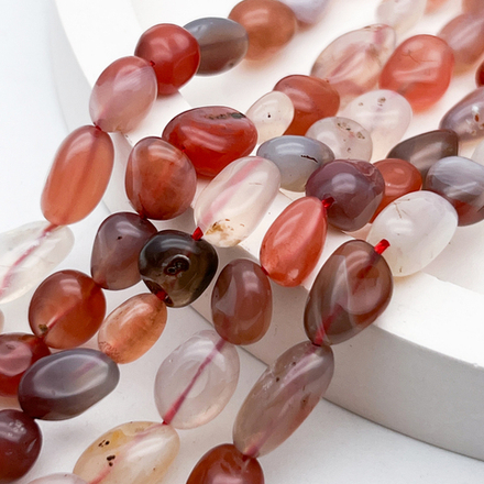 Агат + халцедон бусины, фриформ, размер около 7-10 мм, цена за нить 38 см