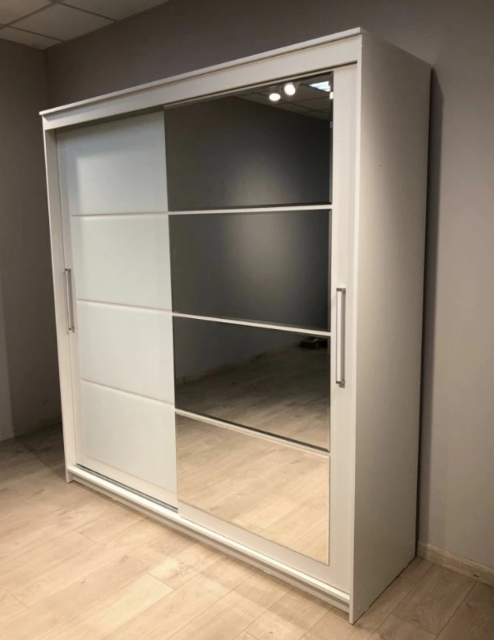 Шкаф-купе «ШКП 3» 200 см