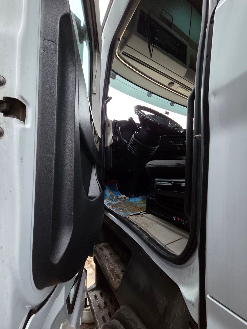 Ford F-Max 4x2 Седельный тягач CCK1 (Дизельный, 12,7 л, 500 л.с., АТ)