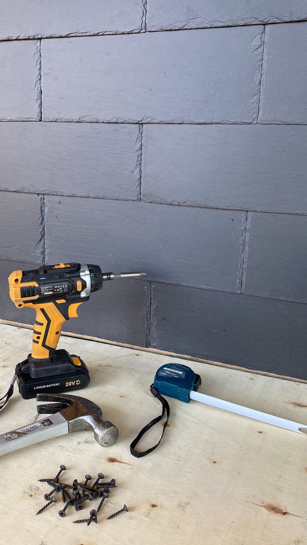 Плитка-сланец черный, натуральный скол Pharaon 200x400x5-7