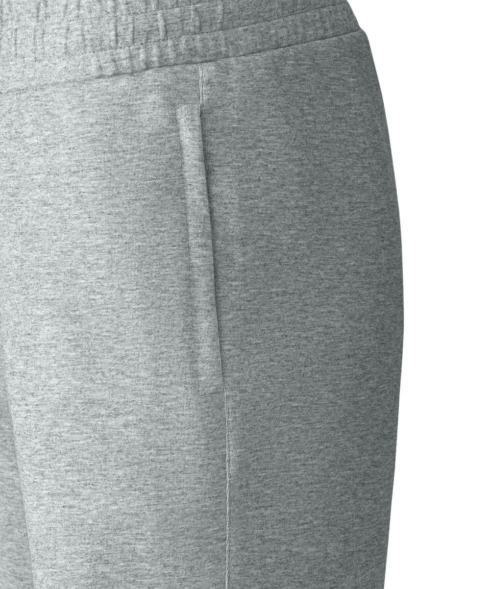 Шорты ESSENTIAL Athlete Shorts, серый