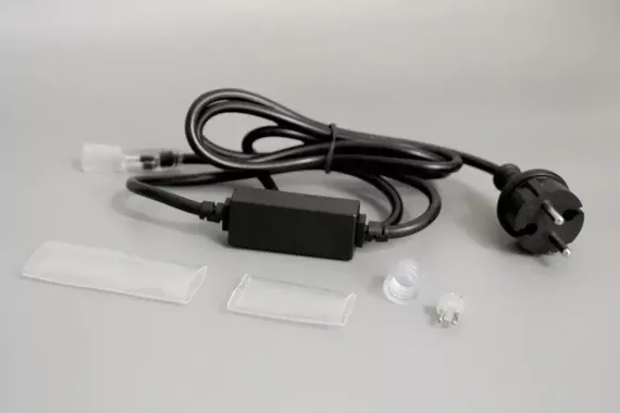 Комплект подключения для 2-х проводного дюралайта, с вилкой, 1,5А, черный, Teamprof (TPF-220AC/DC-2-1.5A-B)