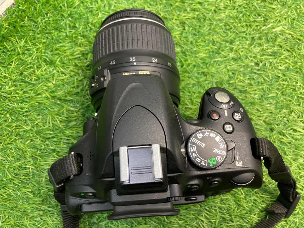 Nikon D5100 kit 18-55mm ED II 7.000 кадров