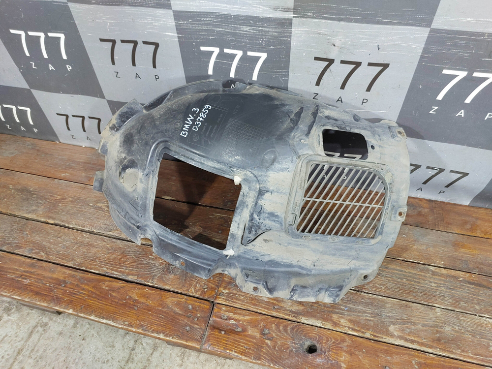 Подкрылок передний правый BMW 1-Series (F20) 11-19 Б/У Оригинал 51717260710