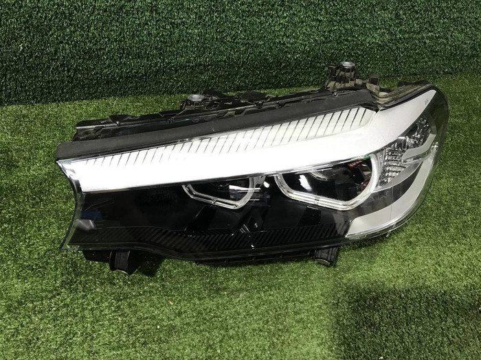 Фара левая BMW 5er G30 (2017-2020) LED (В пленке)