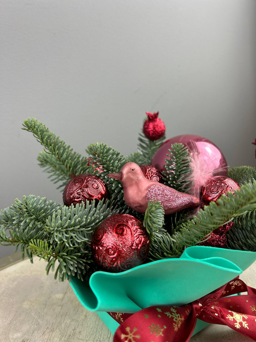 Композиция "Новогодний сюрприз"