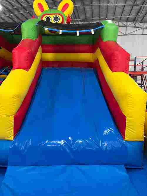 Надувная водная горка с бассейном «Аквамонстро мини» 4*4*4 м