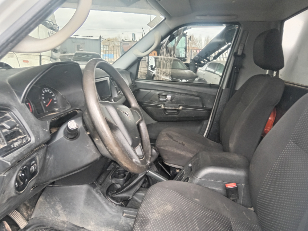 Центртранстехмаш МАВР-381820 на шасси UAZ Profi Аварийно-техническая служба МАВР-381820 (Бензин/Газ,