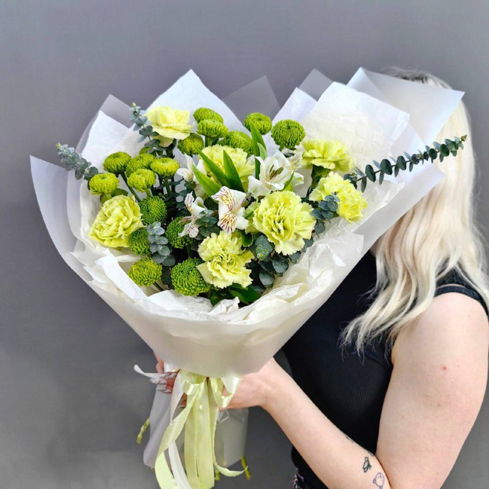 Авторский букет в фисташковой гамме