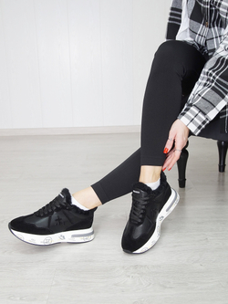 Кроссовки женские зимние