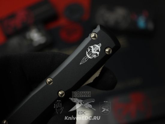 Фронтальный нож Microtech Ultratech Hellhound 119-13S с клинком из стали CTS-204Р, рукоять 6061 T-6 Aluminium