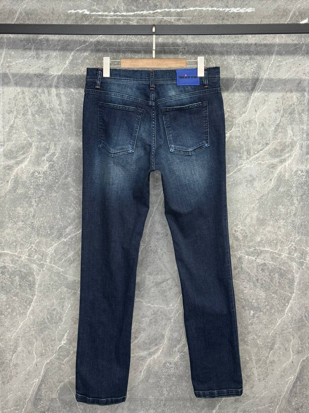 Джинсы Kiton
