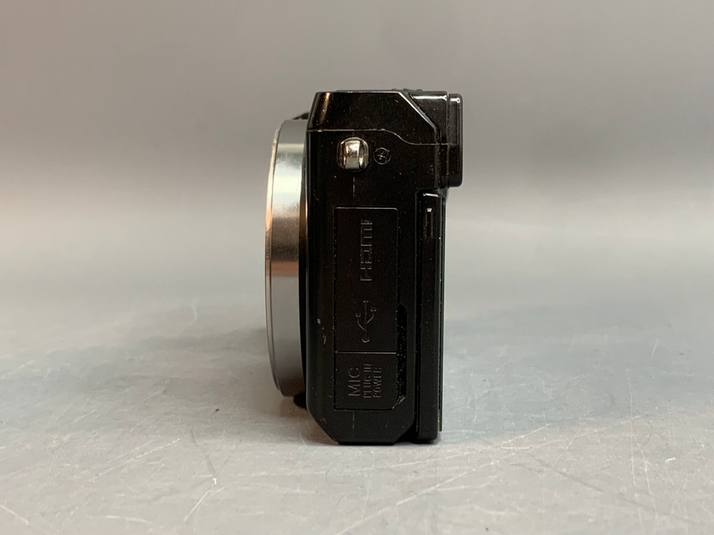 Sony NEX-7 12.191 кадров